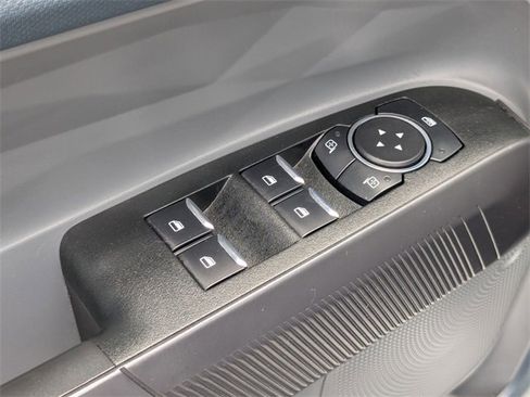 Used 2023 Ford Maverick XL image 14