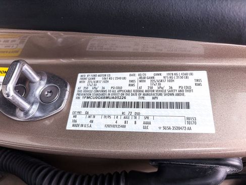 Used 2021 Ford Escape SE image 39