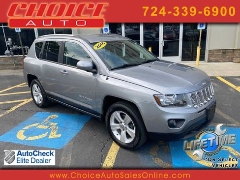 Used 2016 Jeep Compass Latitude AWD/4WD image 1
