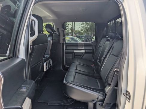 Used 2019 Ford F250 Lariat w/ Lariat Ultimate Package AWD/4WD image 10