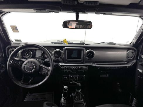 Used 2022 Jeep Wrangler Unlimited Sport AWD/4WD image 2