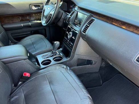 Used 2014 Ford Flex Limited FWD image 17