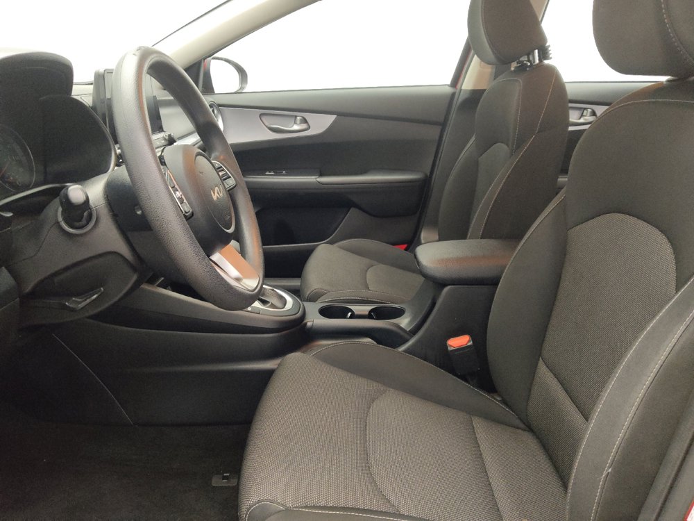 Used 2022 Kia Forte LXS FWD image 17