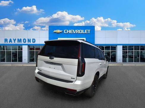 Certified 2023 Cadillac Escalade Sport w/ LPO, ONYX Package AWD/4WD image 3