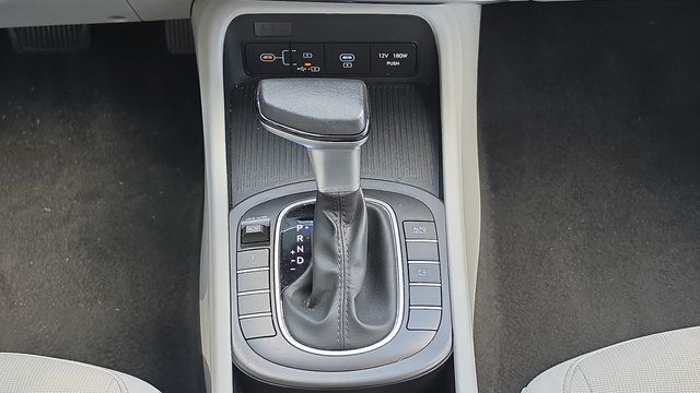 Used 2025 Hyundai Kona SEL AWD/4WD image 8