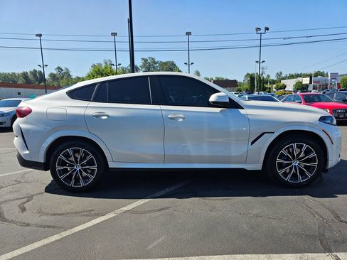 Used 2024 BMW X6 xDrive40i AWD/4WD image 6