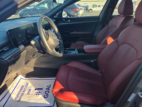 Used 2025 Kia K5 GT-Line w/ GT-Line Premium Package image 8