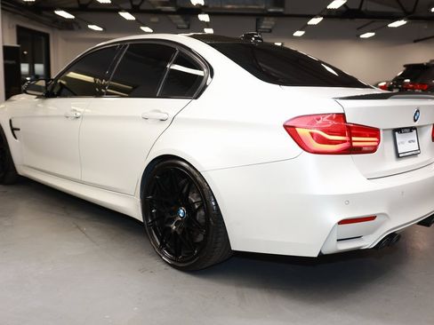 Used 2018 BMW M3 image 5