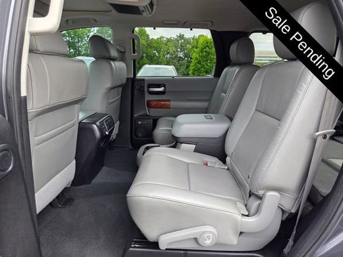 Used 2020 Toyota Sequoia Platinum RWD image 13