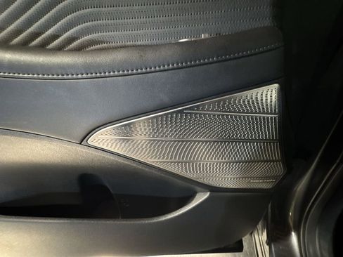 Used 2024 Hyundai Palisade Calligraphy image 21