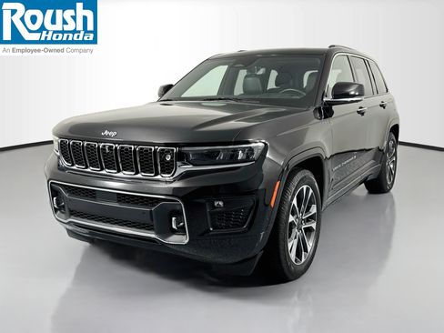 Used 2022 Jeep Grand Cherokee Overland w/ Adv Protech Group III AWD/4WD image 1