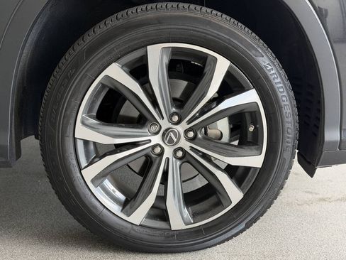 Used 2018 Lexus RX 450h AWD w/ Premium Package image 38