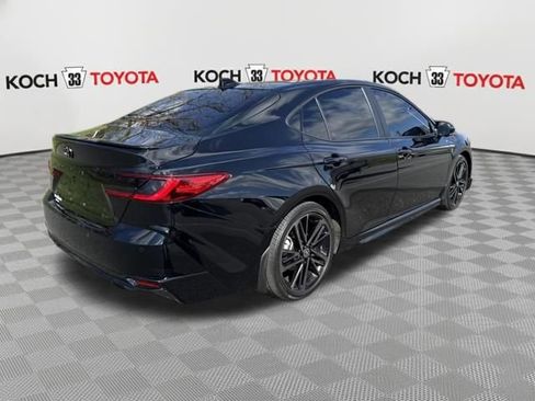 Used 2025 Toyota Camry XSE w/ Premium Plus Package image 8