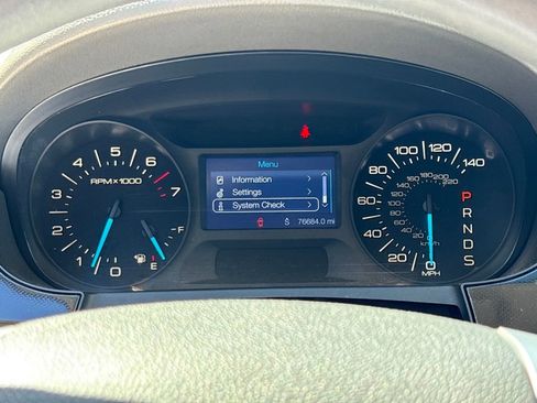 Used 2013 Ford Edge SE image 21