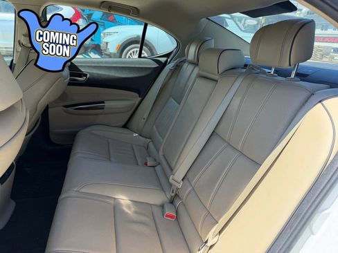 Used 2018 Acura TLX w/ Technology Package FWD image 15