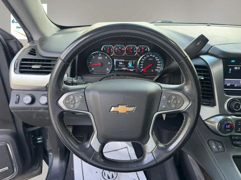 Used 2020 Chevrolet Suburban LT AWD/4WD image 14