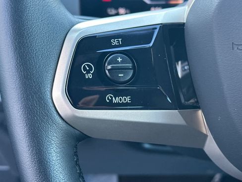 Used 2025 BMW iX xDrive50 image 28