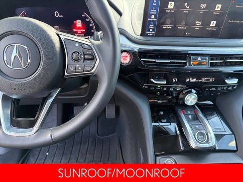 Used 2025 Acura MDX SH-AWD image 16