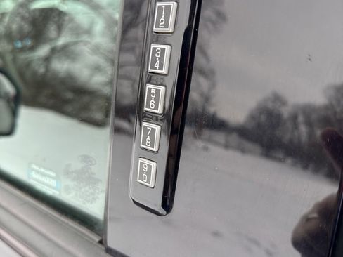 Used 2019 Ford F150 XLT w/ Equipment Group 302A Luxury image 17