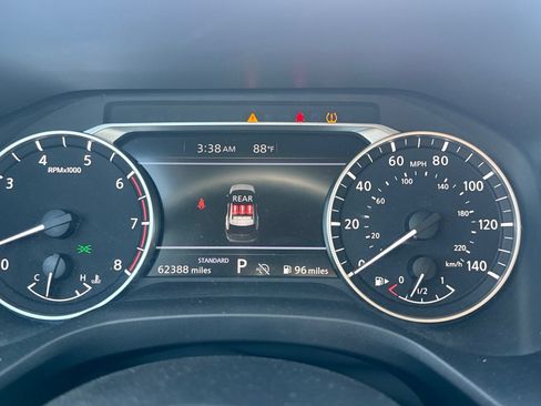 Certified 2024 Nissan Rogue SV FWD image 42