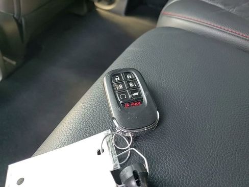 Used 2025 Honda Odyssey Sport-L image 31