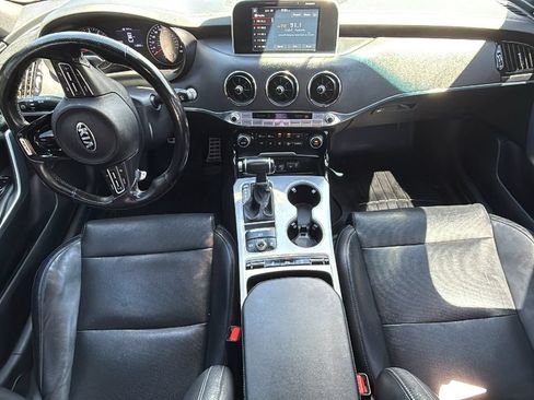 Used 2018 Kia Stinger GT AWD/4WD image 19