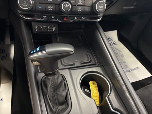 Certified 2022 Dodge Durango R/T w/ Blacktop Package AWD/4WD image 39