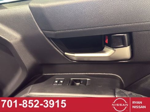 Used 2024 Toyota Tacoma TRD Off-Road w/ TRD Off Road Premium Package image 38