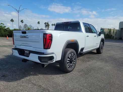 New 2026 GMC Sierra 2500 Denali Ultimate AWD/4WD image 5