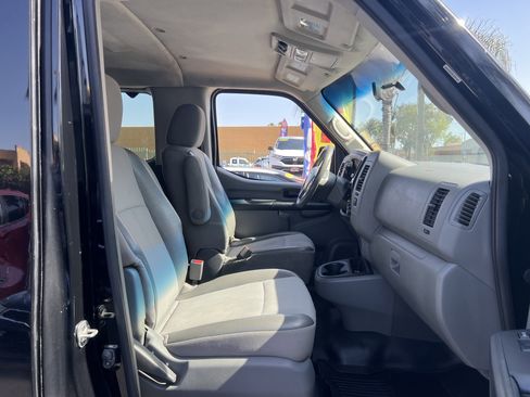 Used 2019 Nissan NV 3500 S image 12