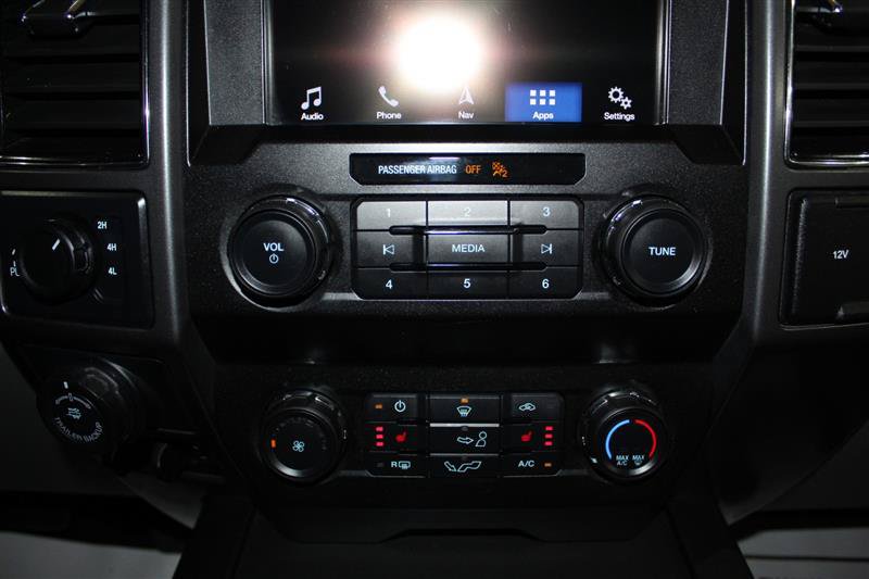 Used 2019 Ford F150 XLT w/ Equipment Group 302A Luxury AWD/4WD image 22