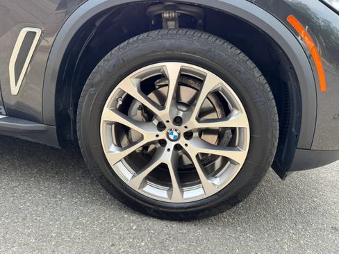 Used 2022 BMW X5 xDrive40i AWD/4WD image 34
