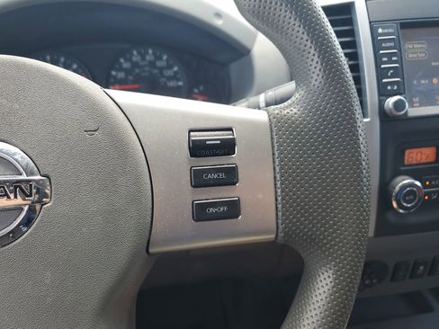 Used 2021 Nissan Frontier SV image 19