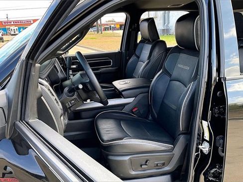 Used 2024 RAM 3500 Laramie w/ Night Edition image 26