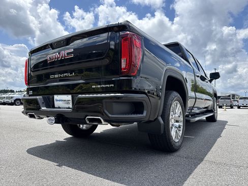 Used 2023 GMC Sierra 1500 Denali AWD/4WD image 10