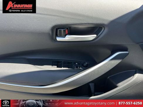 Used 2023 Toyota Corolla SE w/ Carpet Mat Package (TMS) FWD image 19