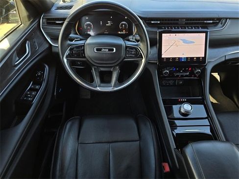 Used 2022 Jeep Grand Cherokee L Overland w/ Luxury Tech Group IV image 32