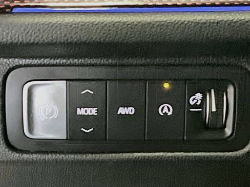 Used 2024 Chevrolet Traverse RS AWD/4WD image 10