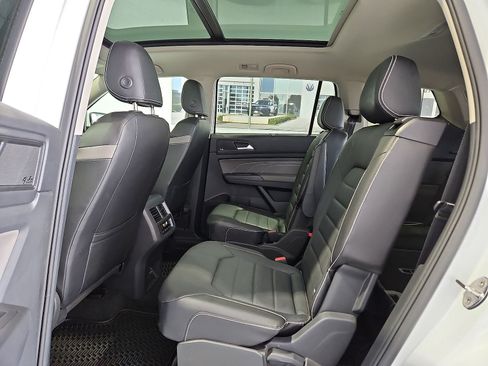 Certified 2023 Volkswagen Atlas SEL Premium AWD/4WD image 13