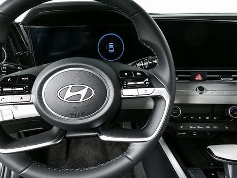 New 2026 Hyundai Elantra Limited image 21