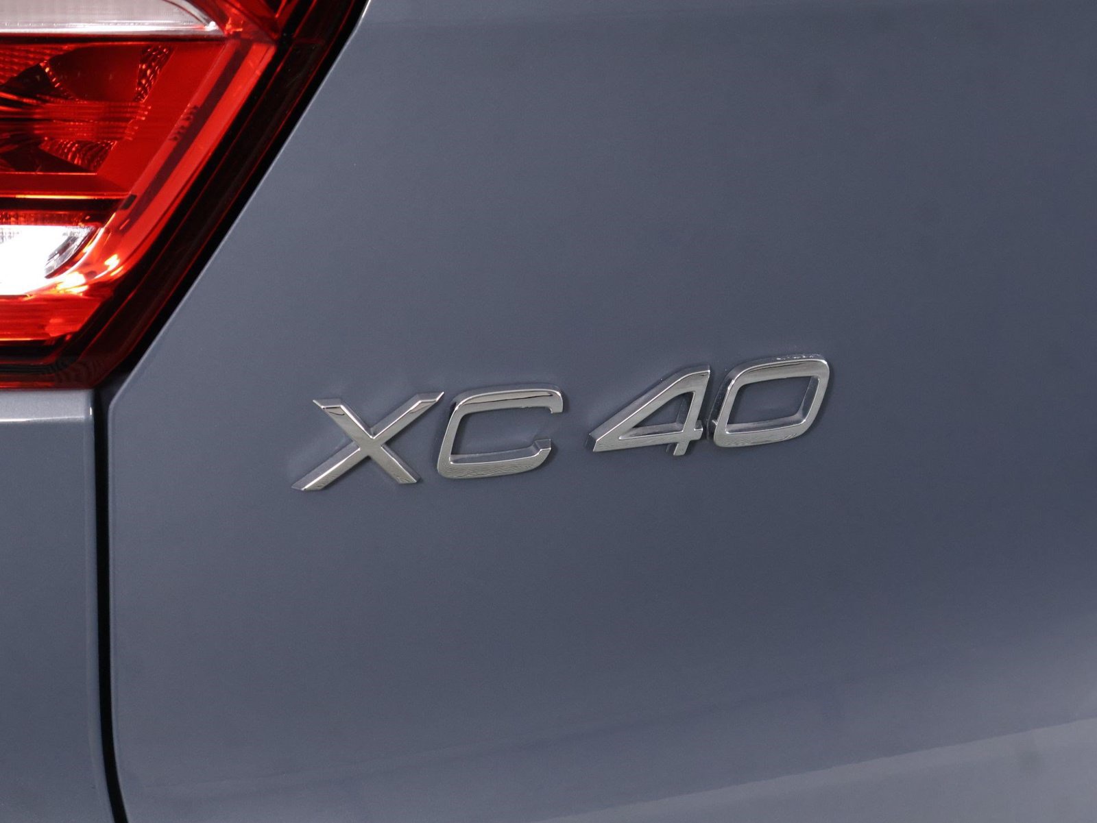 Certified 2023 Volvo XC40 Recharge Ultimate AWD/4WD image 19