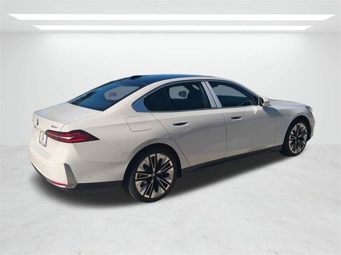 New 2026 BMW 530i xDrive 530i xDrive image 4