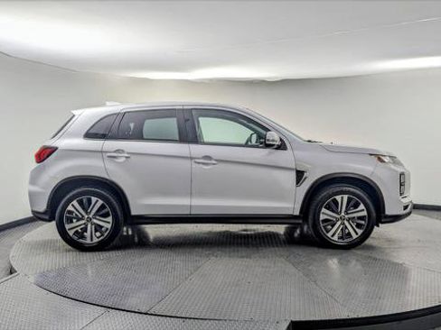 Used 2024 Mitsubishi Outlander Sport SE image 9