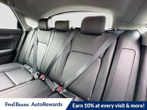 New 2025 Acura Integra image 24