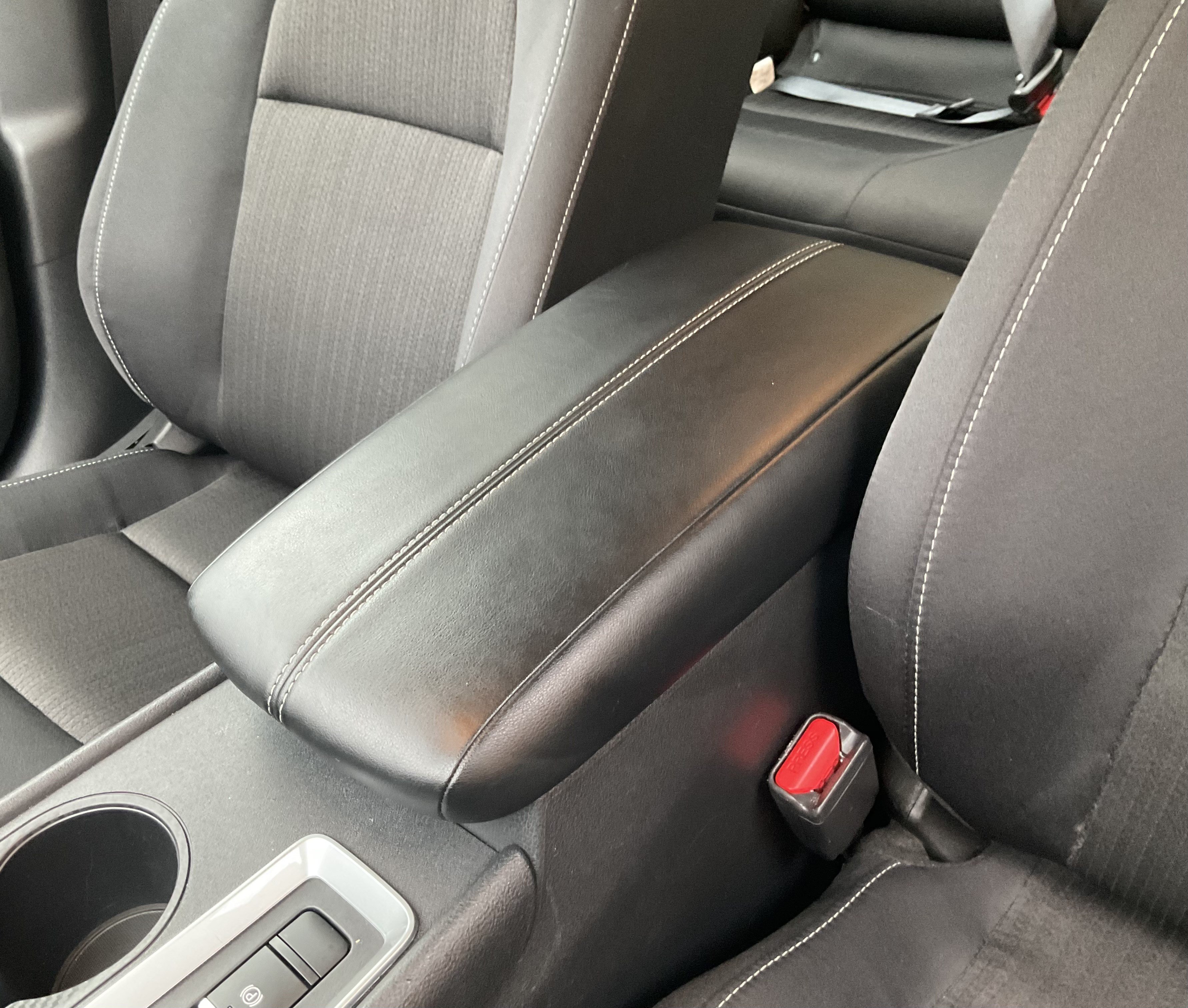Used 2025 Nissan Altima 2.5 SV AWD/4WD image 19