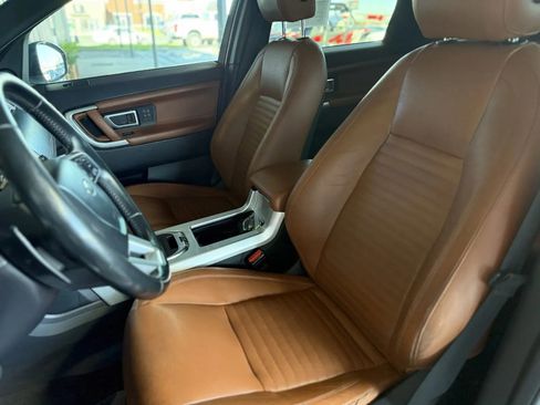 Used 2015 Land Rover Discovery Sport HSE Luxury image 13