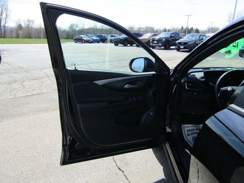 Used 2025 Buick Envista Preferred w/ Convenience I Package FWD image 19