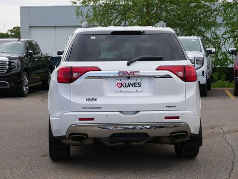 Used 2019 GMC Acadia Denali w/ Technology Package AWD/4WD image 7