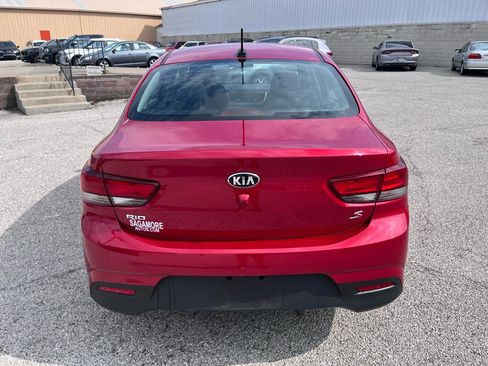 Used 2018 Kia Rio S image 4