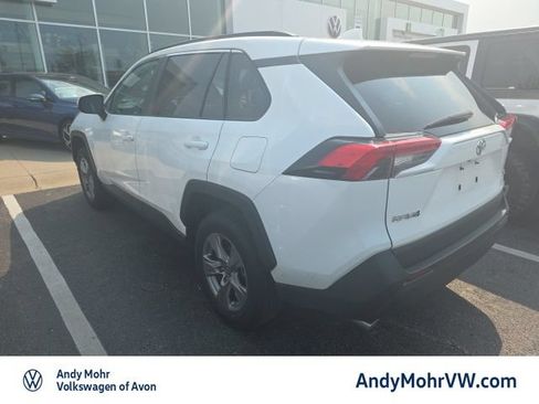 Used 2025 Toyota RAV4 XLE AWD/4WD image 4